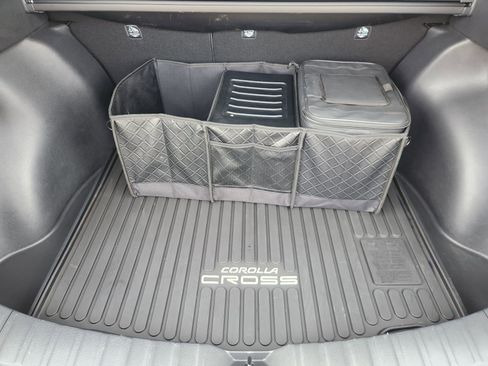 Used 2026 Toyota Corolla Cross LE w/ Moonroof Package FWD image 37