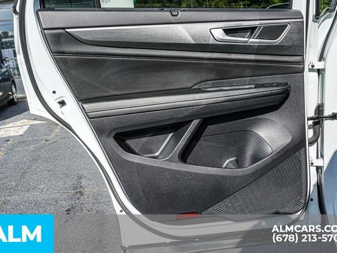 Used 2024 Volkswagen Atlas Cross Sport SE image 52