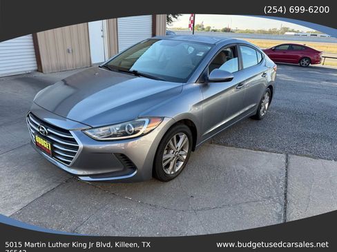Used 2017 Hyundai Elantra SE FWD image 1