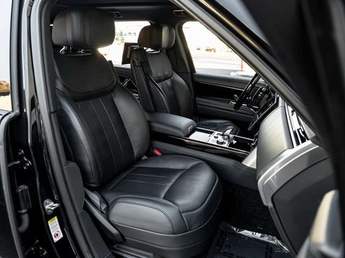 Used 2023 Land Rover Range Rover Long Wheelbase Autobiography image 29