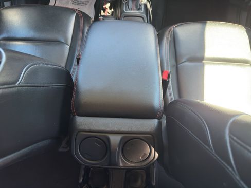 Used 2022 Jeep Gladiator Rubicon w/ Cold Weather Group image 23