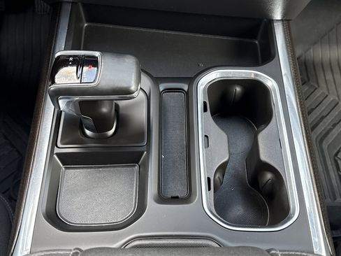 Used 2024 Chevrolet Silverado 1500 LT Trail Boss w/ Protection Package AWD/4WD image 21