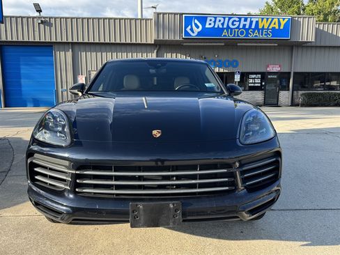 Used 2019 Porsche Cayenne AWD/4WD image 3