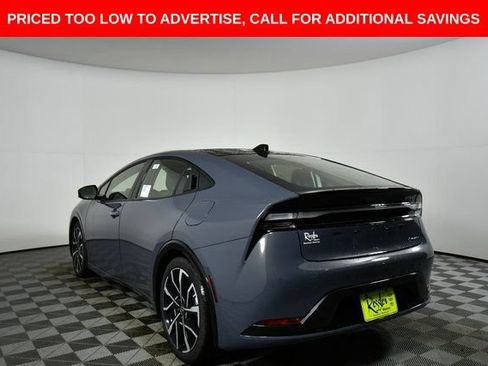New 2026 Toyota Prius Plug-In Hybrid FWD image 13