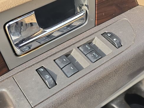 Used 2012 Ford F150 Lariat w/ Lariat Plus Pkg image 14