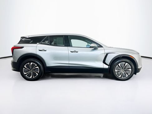Used 2024 Chevrolet Blazer EV LT AWD/4WD image 10
