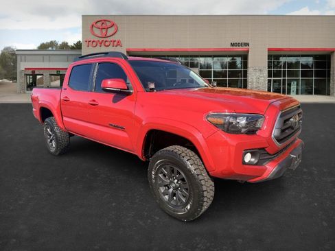 Used 2021 Toyota Tacoma SR5 image 5