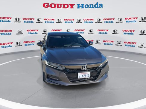 Used 2020 Honda Accord Sport image 3