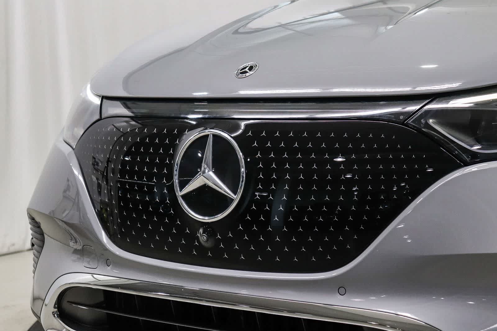 Used 2024 Mercedes-Benz EQE 350+ SUV image 8