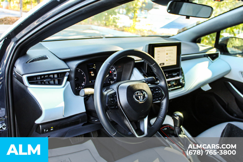 Used 2025 Toyota Corolla SE w/ Convenience Package FWD image 28