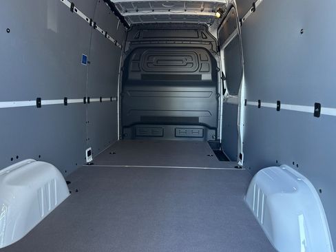 New 2026 Mercedes-Benz Sprinter 2500 image 14
