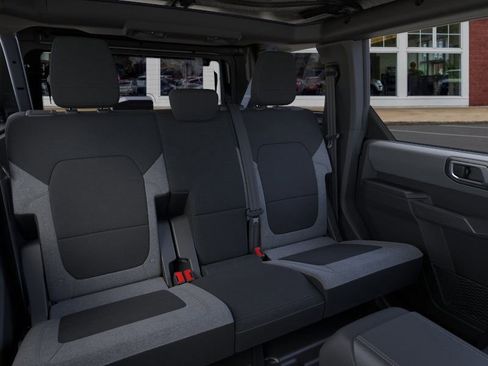 New 2025 Ford Bronco Base image 11