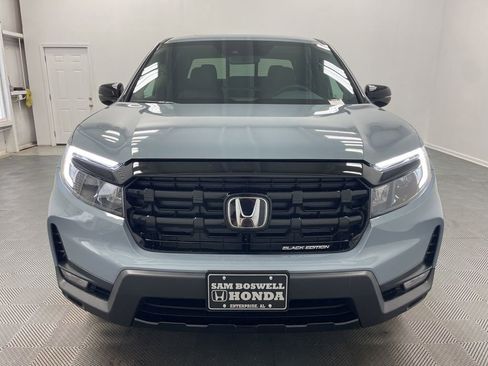 New 2026 Honda Ridgeline Black Edition image 2