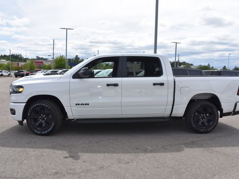 New 2026 RAM 1500 Express AWD/4WD image 6