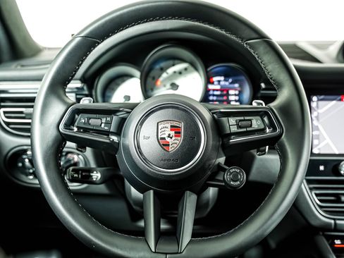 Used 2026 Porsche Macan S AWD/4WD image 17
