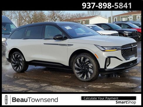 New 2026 Lincoln Nautilus Reserve image 1