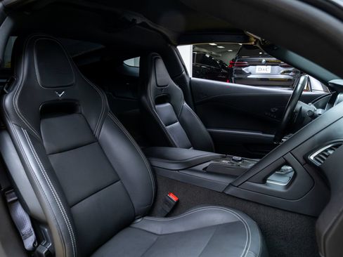 Used 2017 Chevrolet Corvette Z06 RWD image 22