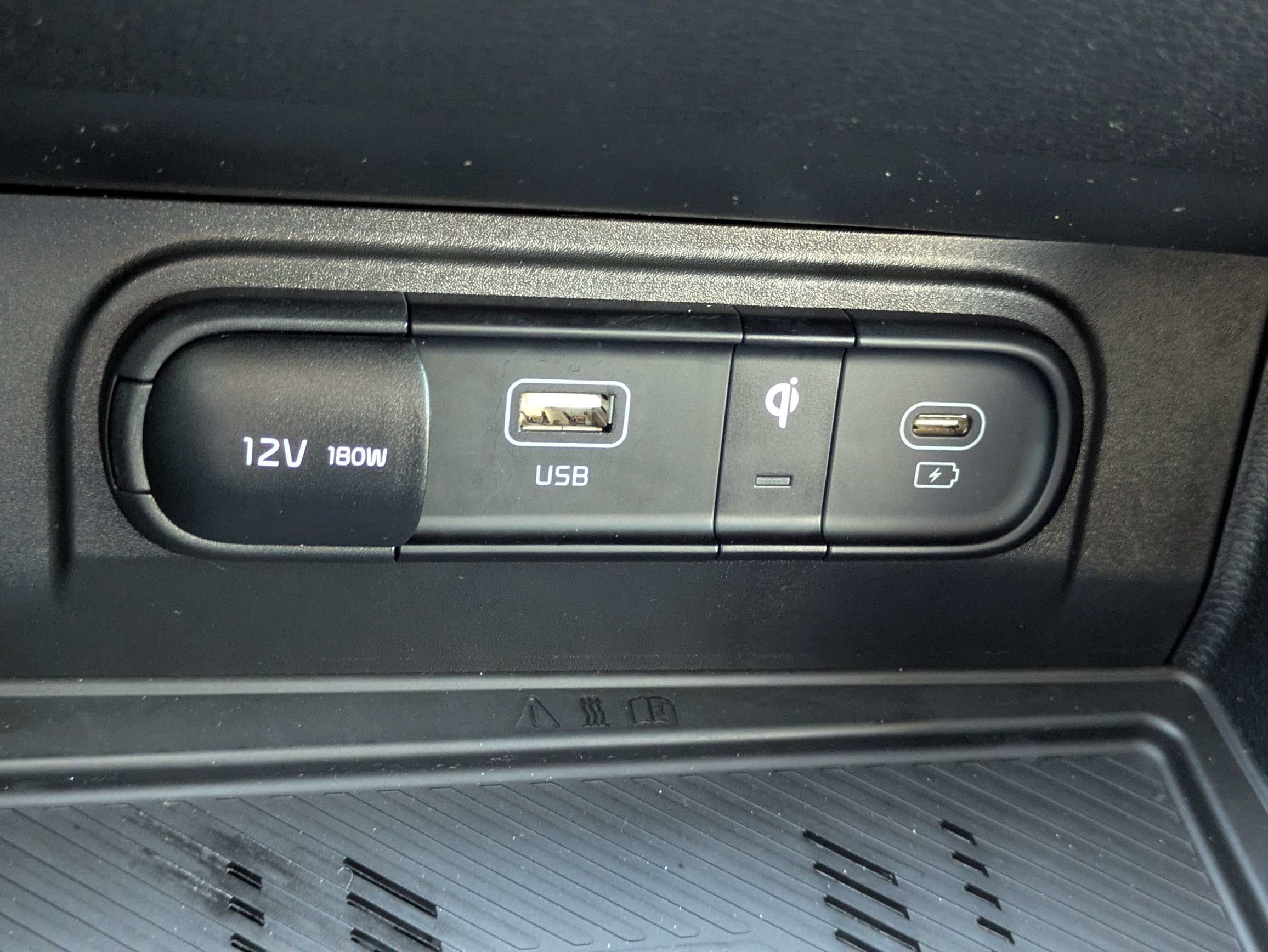 Used 2023 Kia Sportage EX FWD image 26