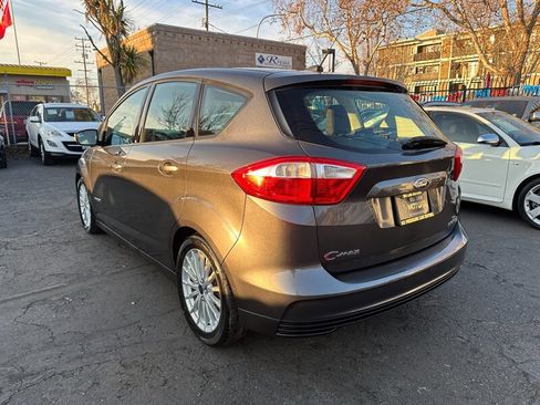 Used 2015 Ford C-MAX SE w/ Equipment Group 202A image 7