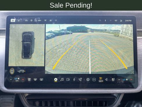 Used 2025 Rivian R1S Adventure AWD/4WD image 22