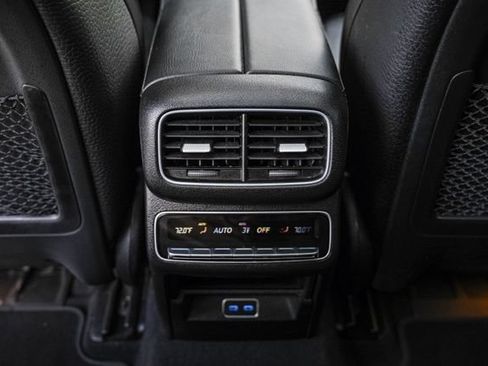 Used 2024 Mercedes-Benz GLS 450 4MATIC w/ Pinnacle Trim Package image 47