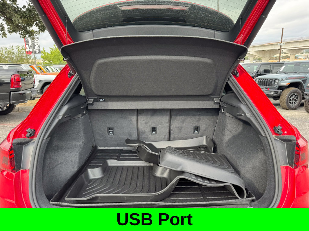 Used 2023 Audi Q3 2.0T Premium AWD/4WD image 20