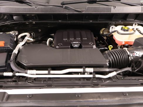 Used 2023 Chevrolet Silverado 1500 W/T w/ WT Safety Package AWD/4WD image 18