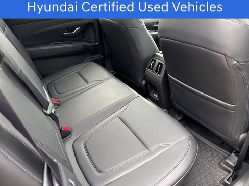Certified 2025 Hyundai Santa Cruz SEL image 14