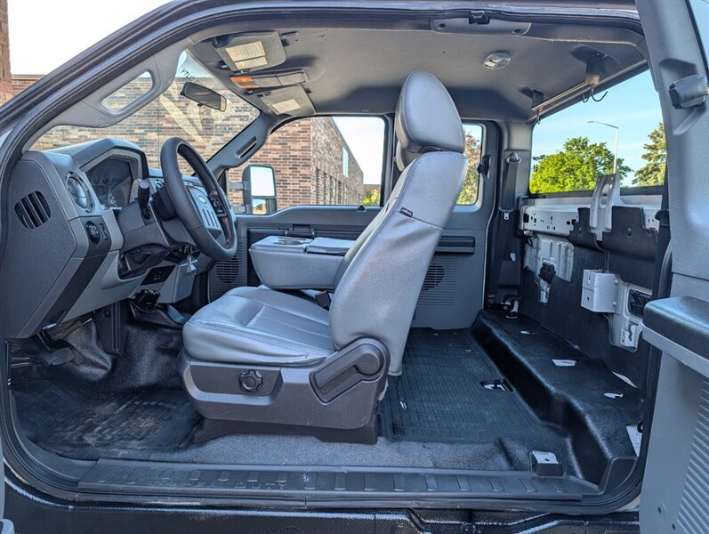 Used 2014 Ford F250 XL w/ Power Equipment Group AWD/4WD image 22