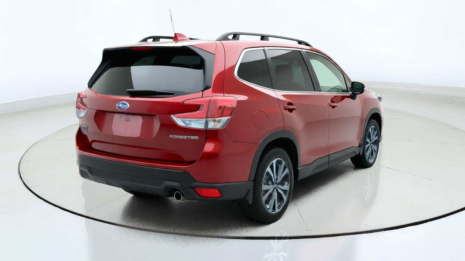 Certified 2023 Subaru Forester Limited AWD/4WD image 10