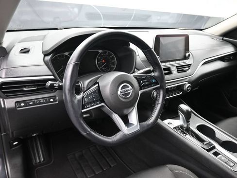 Used 2019 Nissan Altima 2.5 SV AWD/4WD image 13