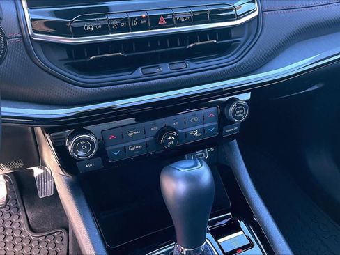 Certified 2024 Jeep Compass Trailhawk image 33