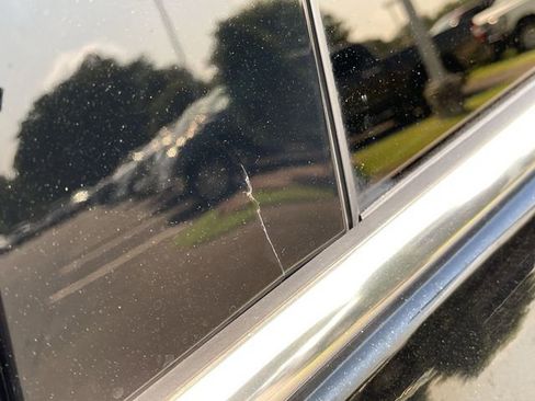 Used 2019 GMC Acadia SLE w/ Driver Alert Package I image 35