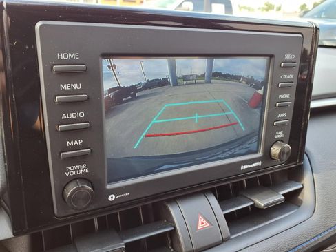Certified 2022 Toyota RAV4 SE AWD/4WD image 12