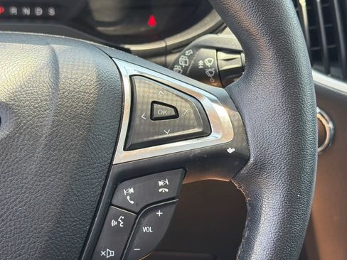 Used 2022 Ford Edge SEL w/ Convenience Package AWD/4WD image 33