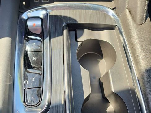 Used 2024 Buick Enclave Premium FWD image 31
