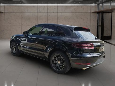 Used 2017 Porsche Macan AWD/4WD image 5