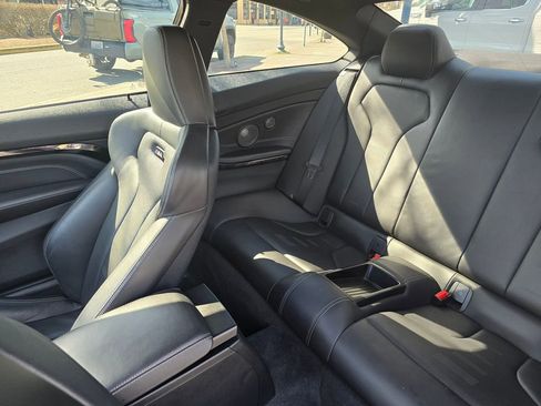 Used 2018 BMW M4 Coupe RWD image 18