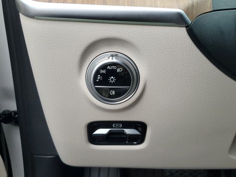 Used 2023 Mercedes-Benz C 300 C 300 image 27