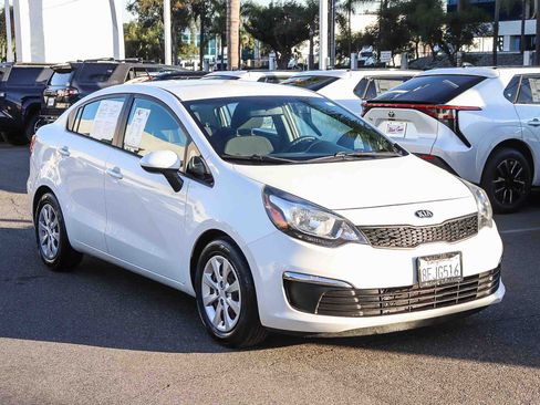 Used 2016 Kia Rio LX w/ Power Package image 3