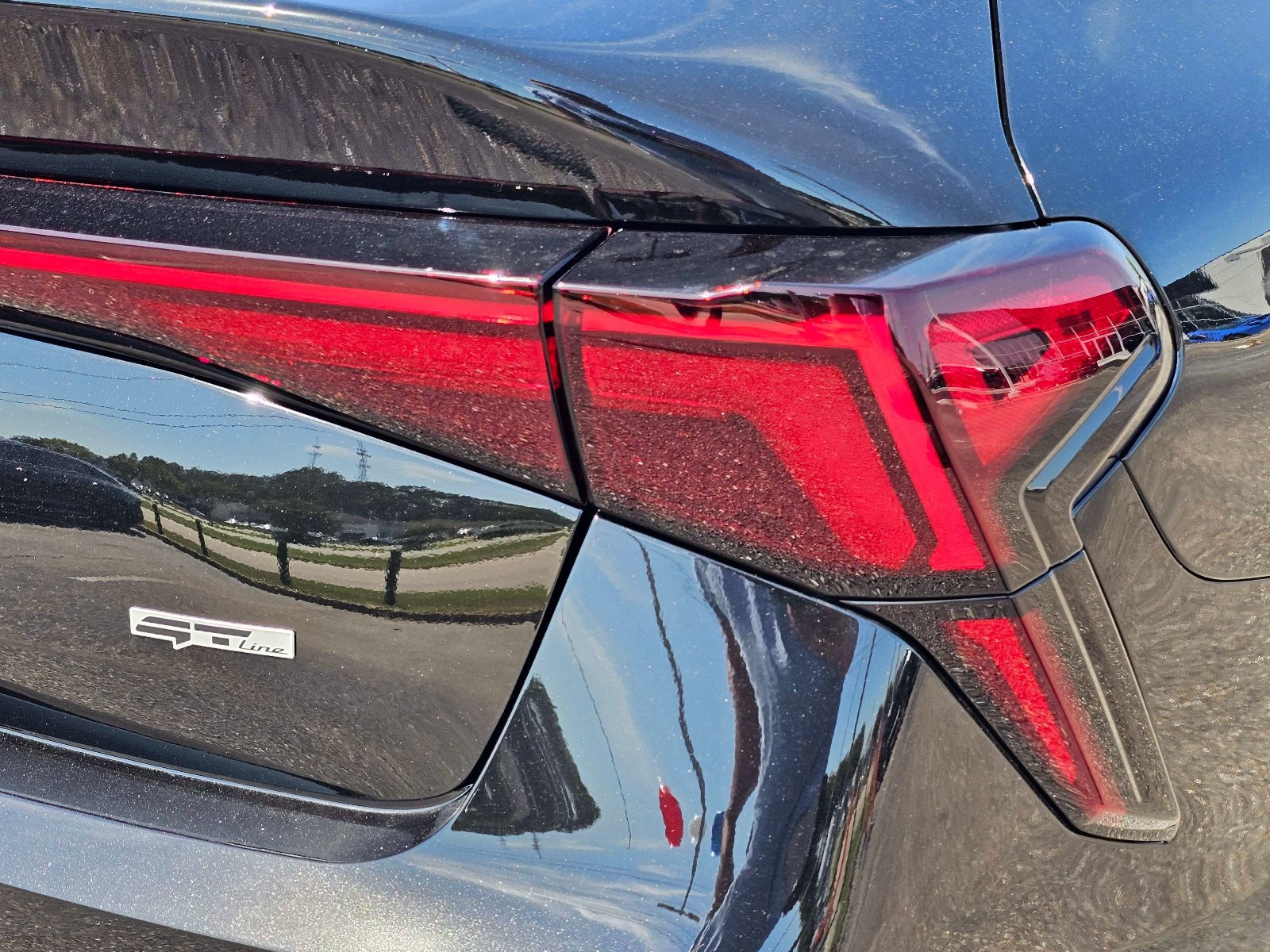 New 2026 Kia K5 GT-Line w/ GT-Line Red Interior Package FWD image 9