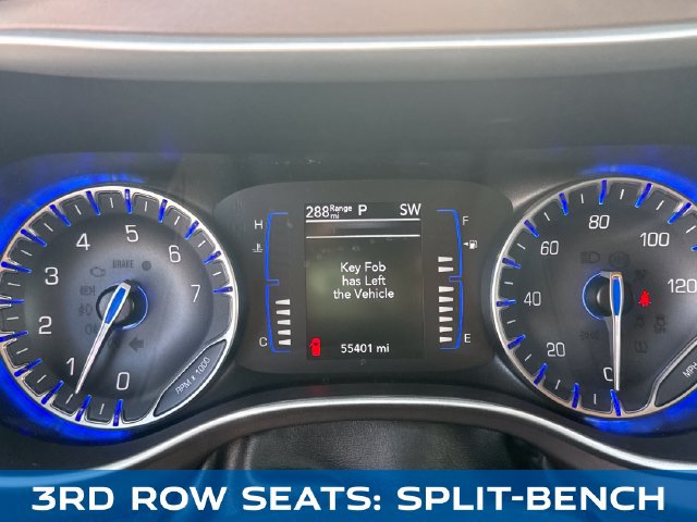 Used 2020 Chrysler Voyager L FWD image 17
