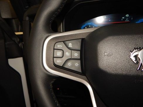 New 2025 Ford Bronco Badlands image 27