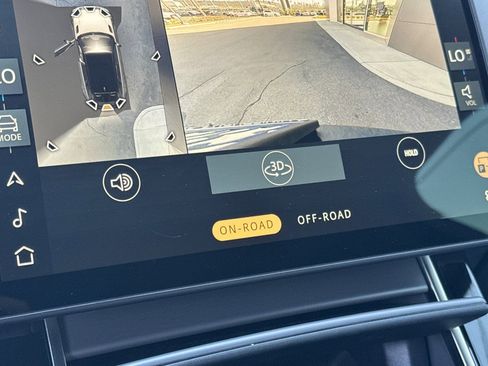 Used 2026 Land Rover Range Rover Velar S AWD/4WD image 24