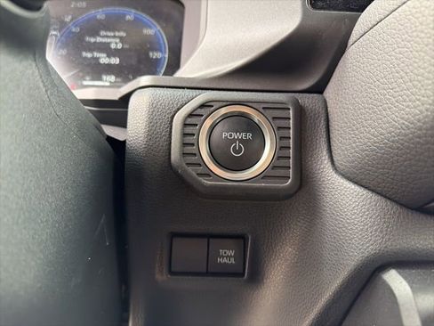 Used 2024 Toyota Land Cruiser image 19