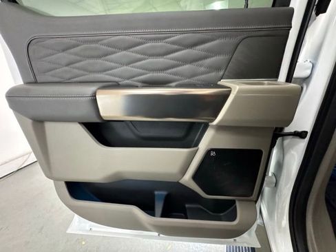 New 2026 Ford F350 Platinum w/ Platinum Plus Package image 8