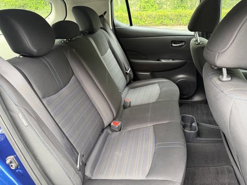 Used 2022 Nissan Leaf S FWD image 26