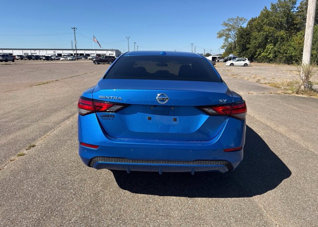 Used 2022 Nissan Sentra SV w/ All-Weather Package FWD image 6