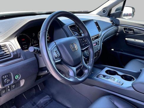 Used 2025 Honda Ridgeline RTL+ image 17