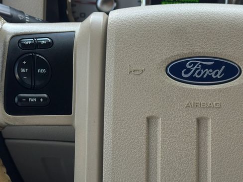Used 2008 Ford F250 Lariat AWD/4WD image 32